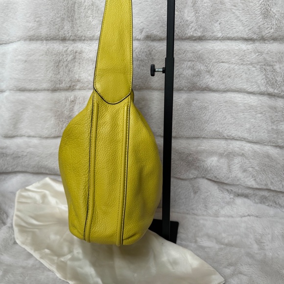 Coach Hobo handbag - Picture 5 of 9